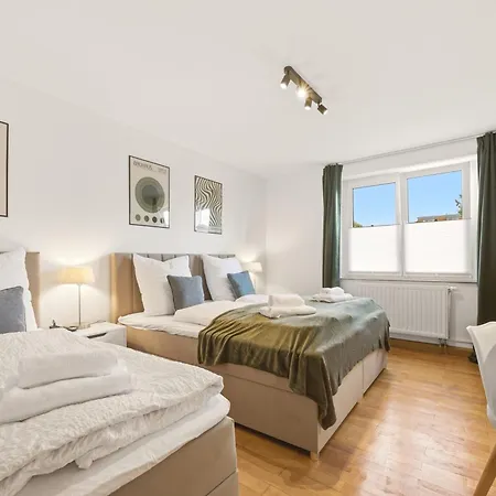 Ludwigscozyescape - Grosszuegiges Design Familien-apartment Mit 3 Schlafzimmern Am Residenzschloss, 7 Gaeste, Smarttv In Jedem Zimmer, Highspeed Wlan, Workspace, 24h Self Check-in, Parkplatz In 2 Min Gehweite Apartament *
