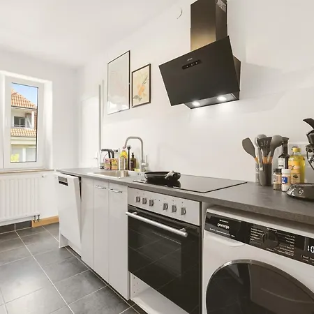 Ludwigscozyescape - Grosszuegiges Design Familien-apartment Mit 3 Schlafzimmern Am Residenzschloss, 7 Gaeste, Smarttv In Jedem Zimmer, Highspeed Wlan, Workspace, 24h Self Check-in, Parkplatz In 2 Min Gehweite Apartament *