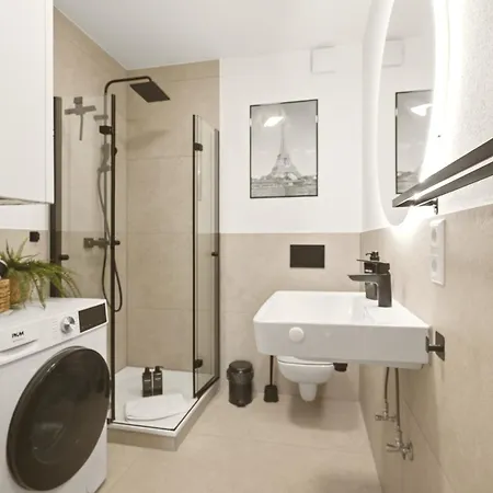 Ludwigscozyescape - Grosszuegiges Design Familien-apartment Mit 3 Schlafzimmern Am Residenzschloss, 7 Gaeste, Smarttv In Jedem Zimmer, Highspeed Wlan, Workspace, 24h Self Check-in, Parkplatz In 2 Min Gehweite Apartament
