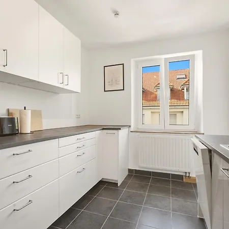 Ludwigscozyescape - Grosszuegiges Design Familien-apartment Mit 3 Schlafzimmern Am Residenzschloss, 7 Gaeste, Smarttv In Jedem Zimmer, Highspeed Wlan, Workspace, 24h Self Check-in, Parkplatz In 2 Min Gehweite *